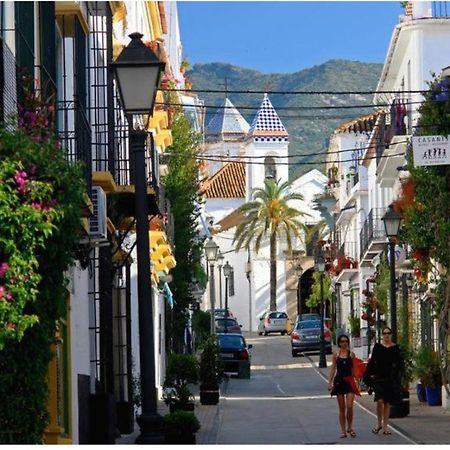 Estudio Cosmopolita Marbella Esterno foto